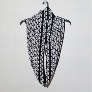 Micheal Kors Logo Scarf, Black, White